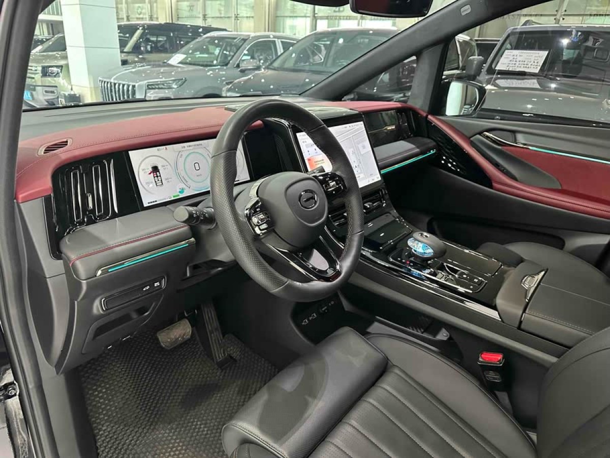 廣汽傳祺 M8  2024款 宗師系列 雙擎 至尊版圖片
