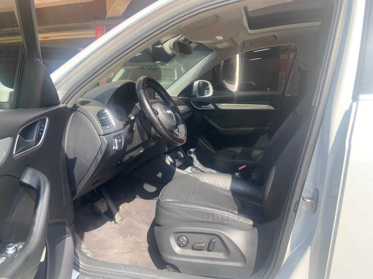 奧迪 奧迪Q3  2015款 35 TFSI quattro 技術(shù)型圖片