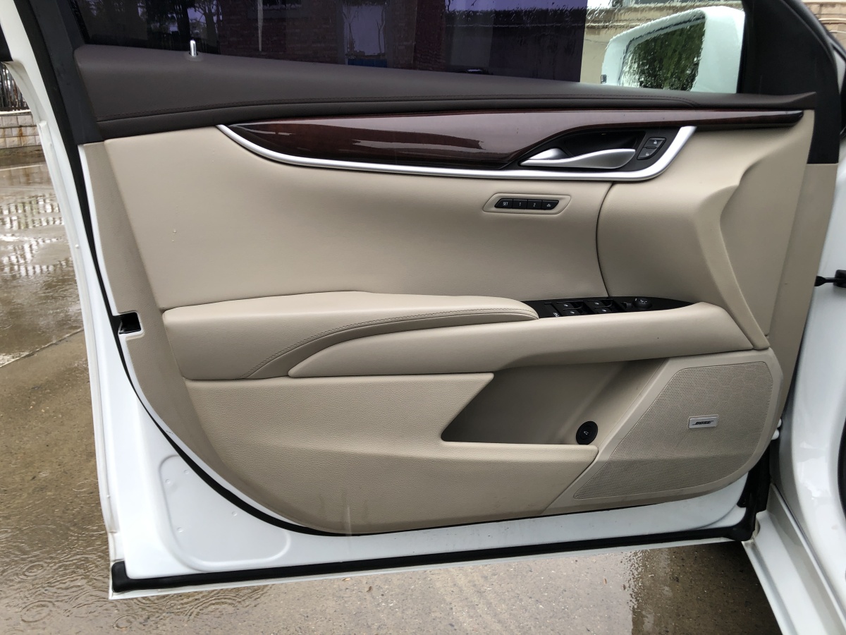 凱迪拉克 XTS  2016款 28T 豪華型圖片