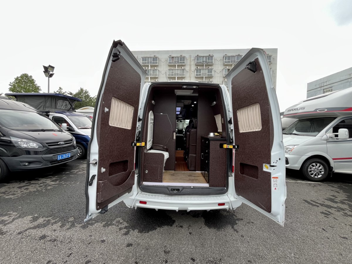 東風 御風房車  C型房車圖片