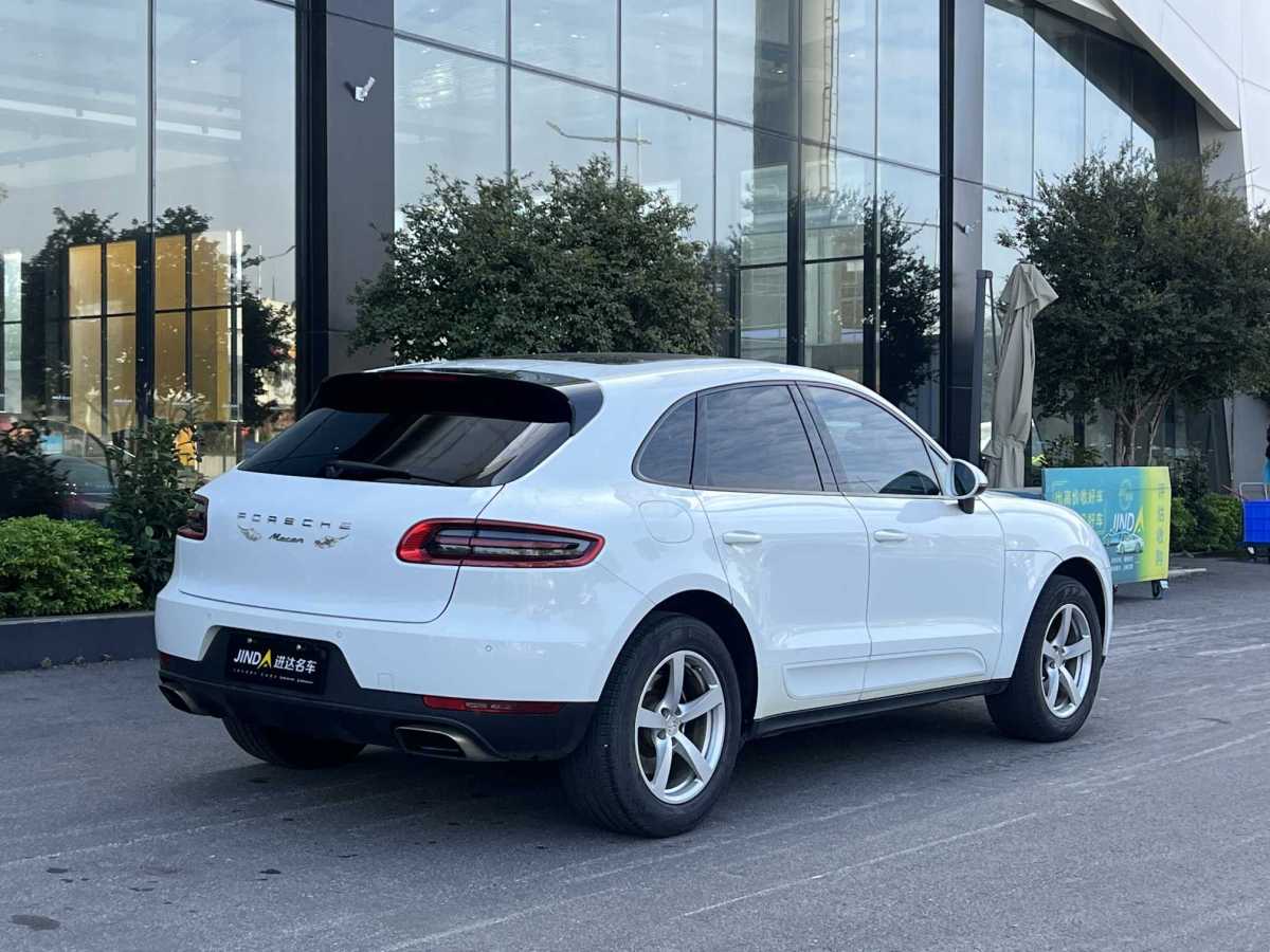 保時(shí)捷 Macan  2014款 Macan 2.0T圖片