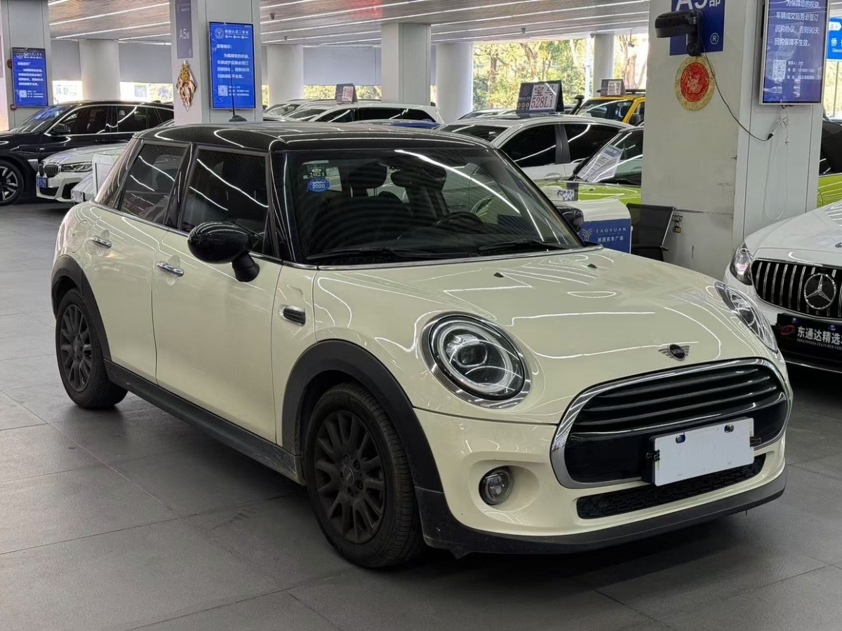 MINI MINI  2020款 1.5T COOPER 經典派 五門絕色版圖片