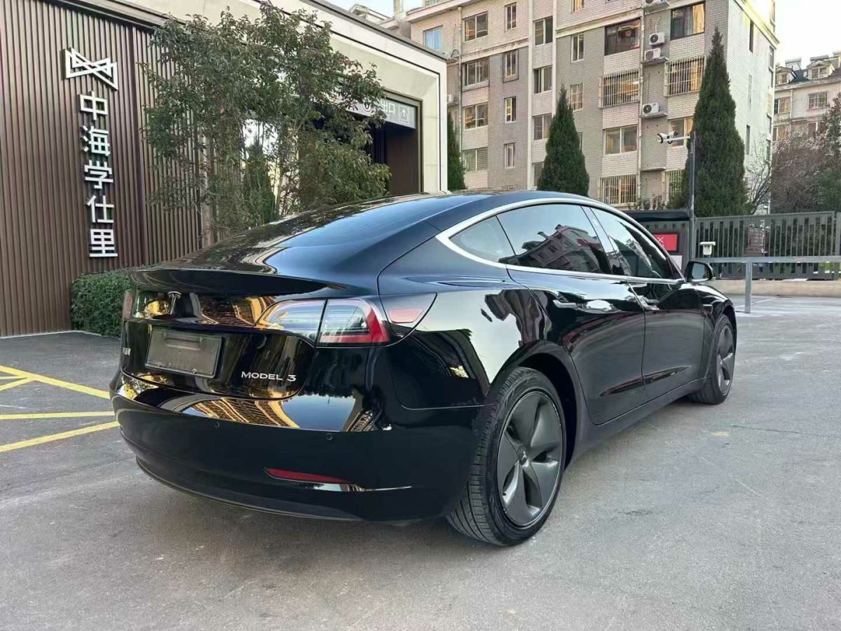 特斯拉 Model S  2021款 Plaid Plus 版圖片