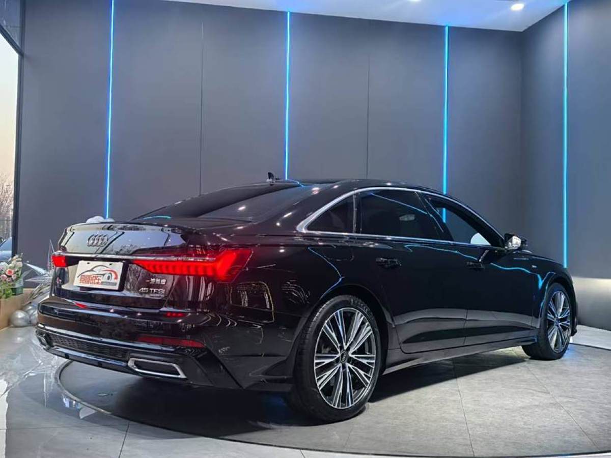 奧迪 奧迪A6L  2022款 45 TFSI 臻選動感型圖片