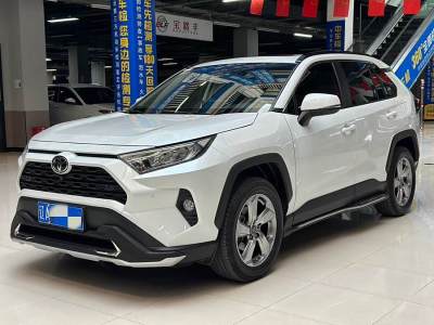 2022年11月 豐田 RAV4榮放 2.0L CVT兩驅(qū)風尚Plus版圖片