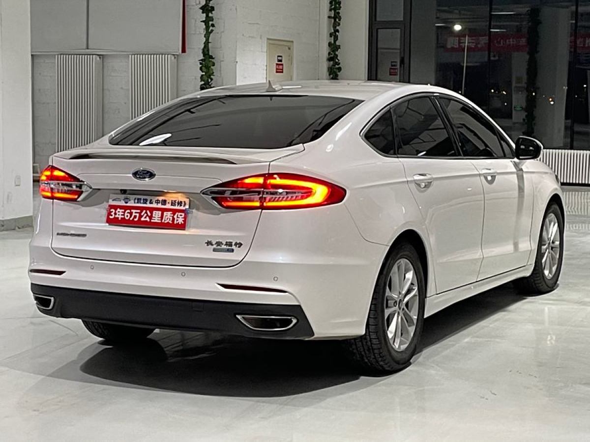 福特 蒙迪歐  2018款 EcoBoost 180 智控時(shí)尚型 國(guó)VI圖片