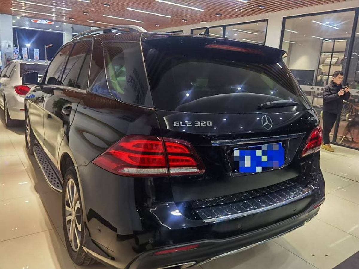 奔馳 奔馳GLE  2017款 GLE 320 4MATIC 動感型圖片