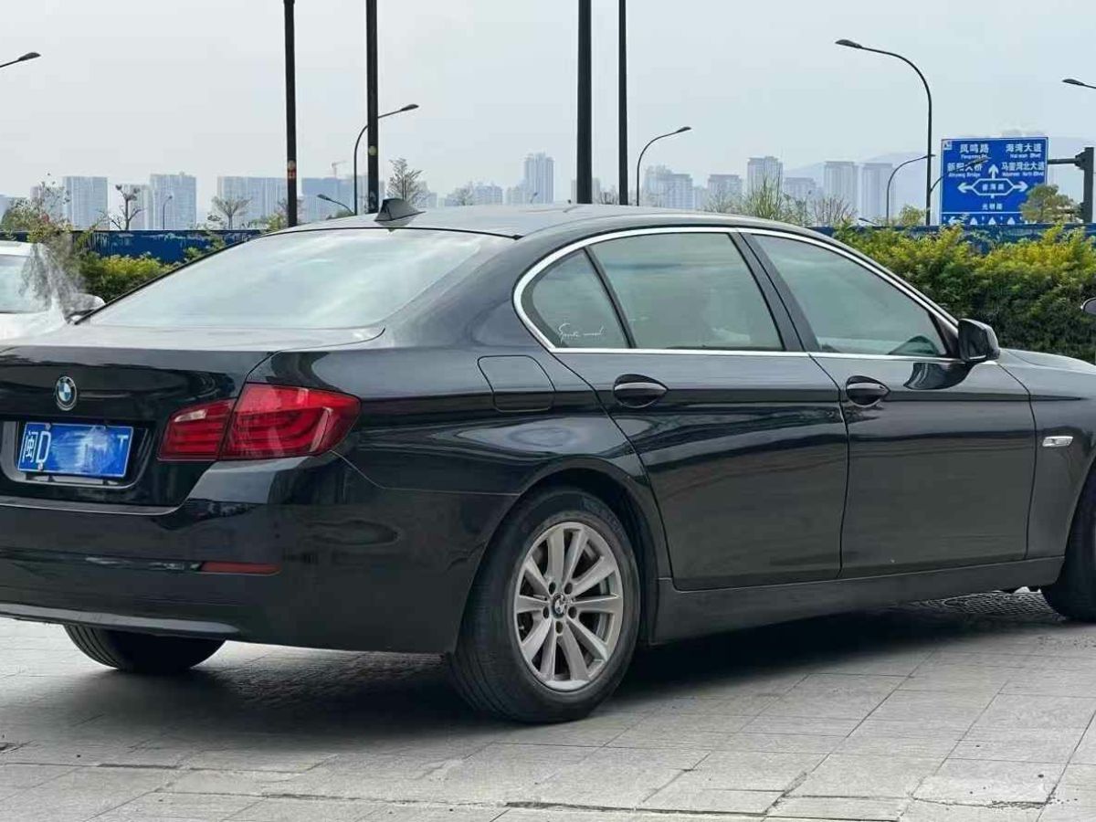 寶馬 寶馬5系  2011款 535i xDrive 3.0T 豪華型圖片