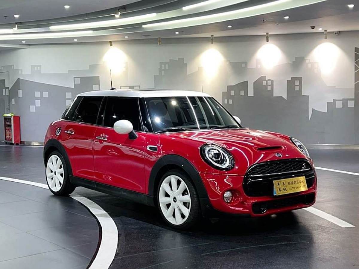 MINI MINI  2019款 2.0T COOPER S 藝術(shù)家 五門版圖片