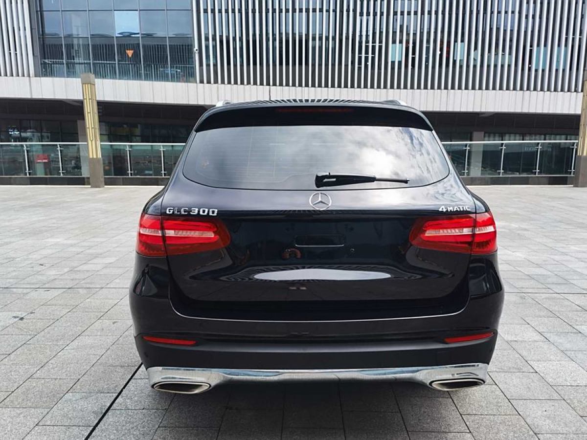 2016年12月奔馳 奔馳GLC  2017款 GLC 260 4MATIC 豪華型