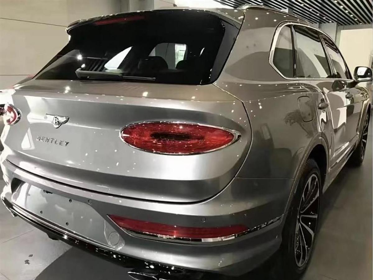 賓利 添越  2021款 4.0T V8圖片