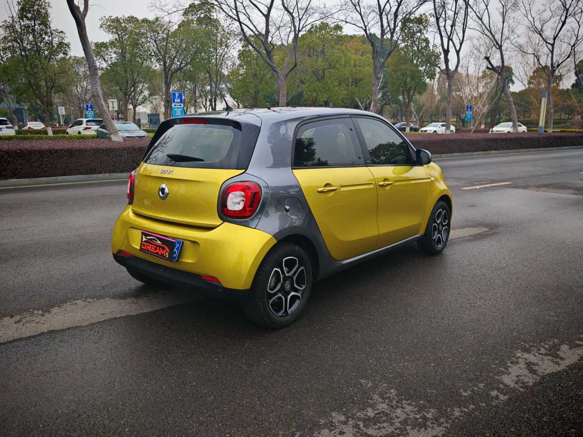 smart forfour  2018款 0.9T 66千瓦先鋒版圖片