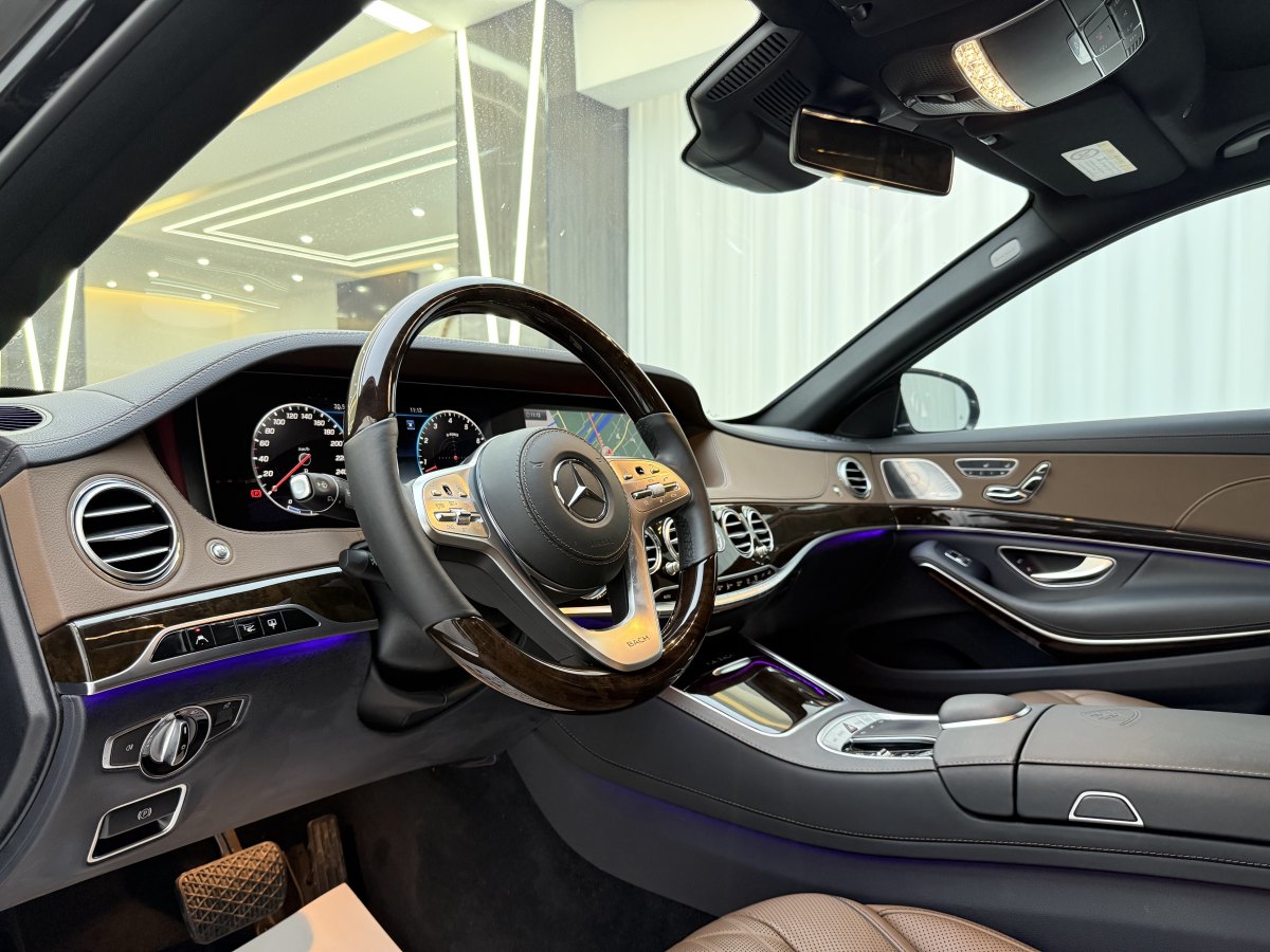 奔馳 邁巴赫S級(jí)  2019款  改款 S 450 4MATIC圖片