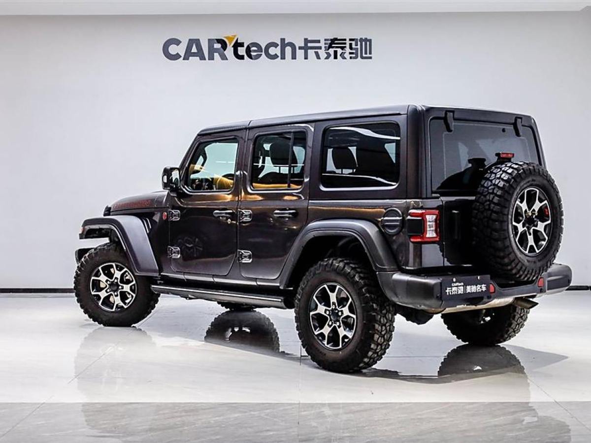 Jeep 牧馬人  2024款 2.0T 羅賓漢四門版圖片