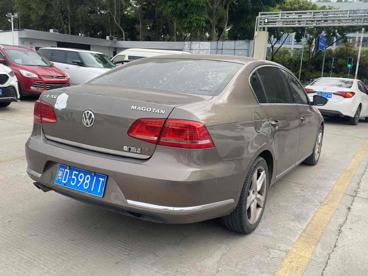 大众 迈腾  2015款 改款 2.0TSI 尊贵型图片