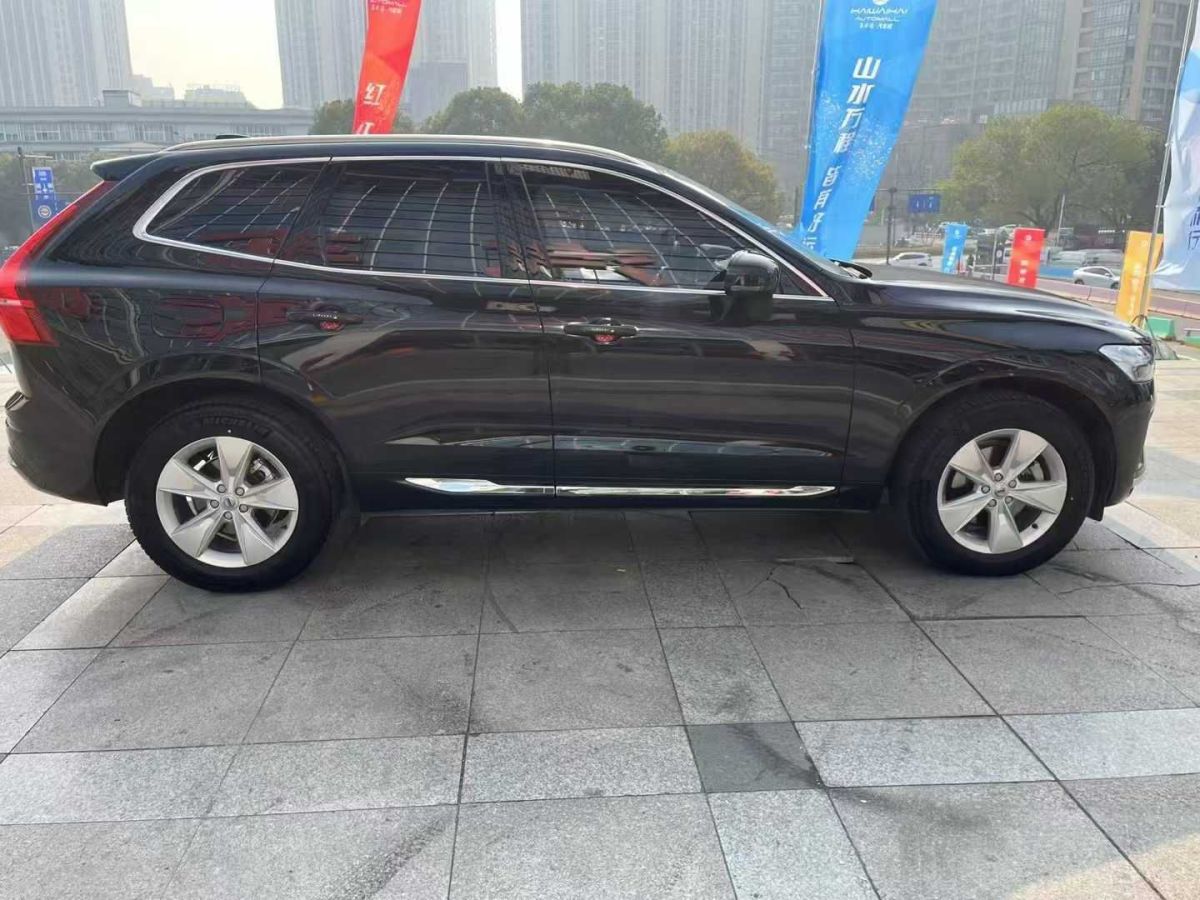 沃爾沃 XC60  2021款 T4 智行豪華版圖片