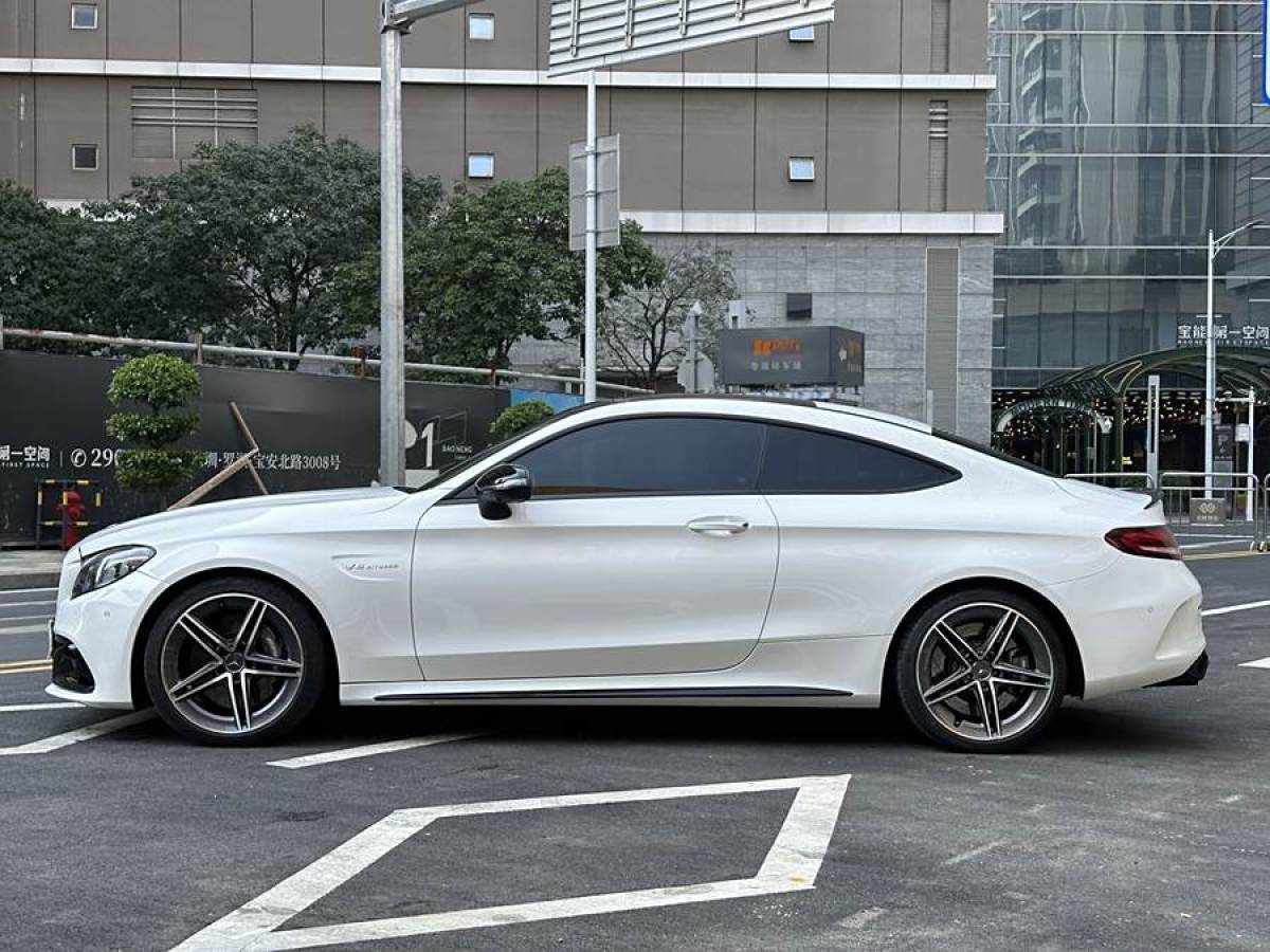 奔馳 奔馳C級AMG  2019款 AMG C 63 轎跑車圖片