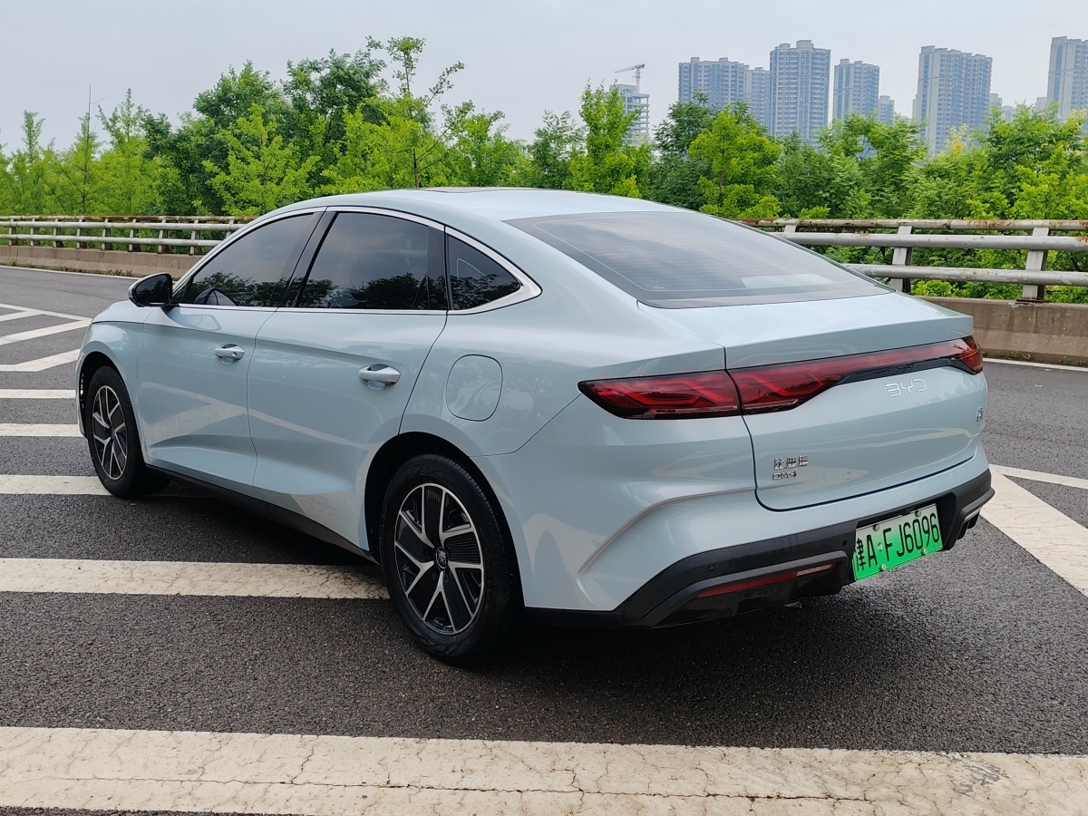 比亞迪 秦L  2024款 DM-i 120KM領(lǐng)先型圖片