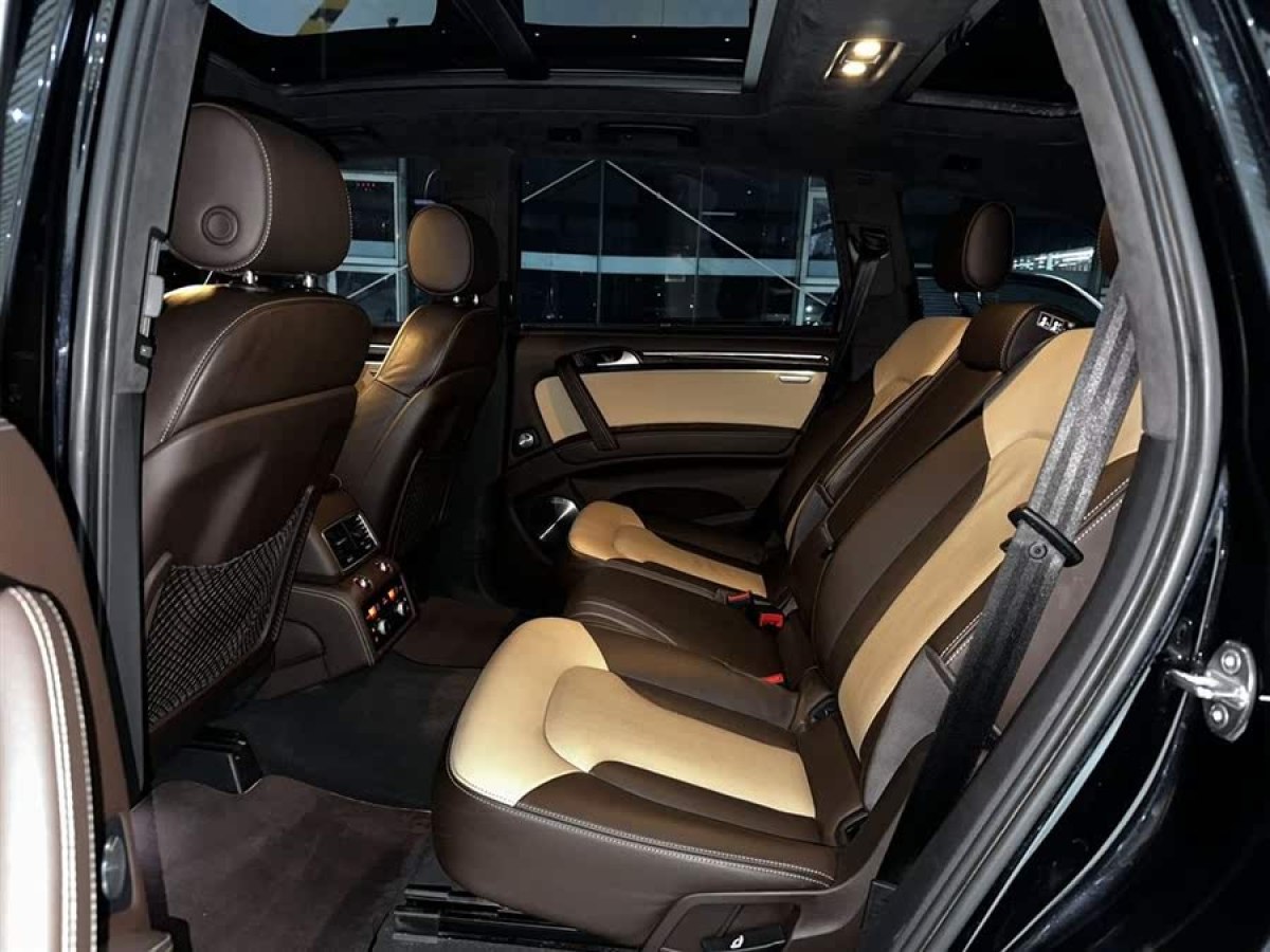 奧迪 奧迪Q7  2015款 40 TFSI 尊藏型圖片