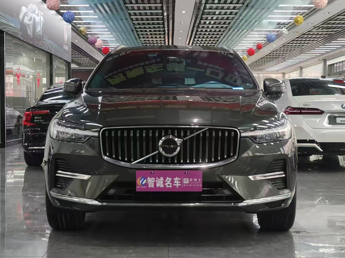 沃爾沃 XC60  2022款 B5 四驅(qū)智逸豪華版圖片