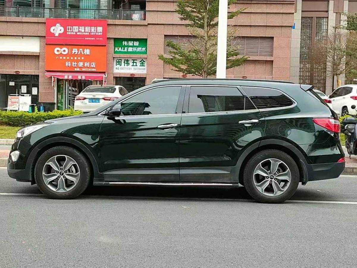 現(xiàn)代 格越  2013款 3.0L 7座四驅(qū)舒適版圖片