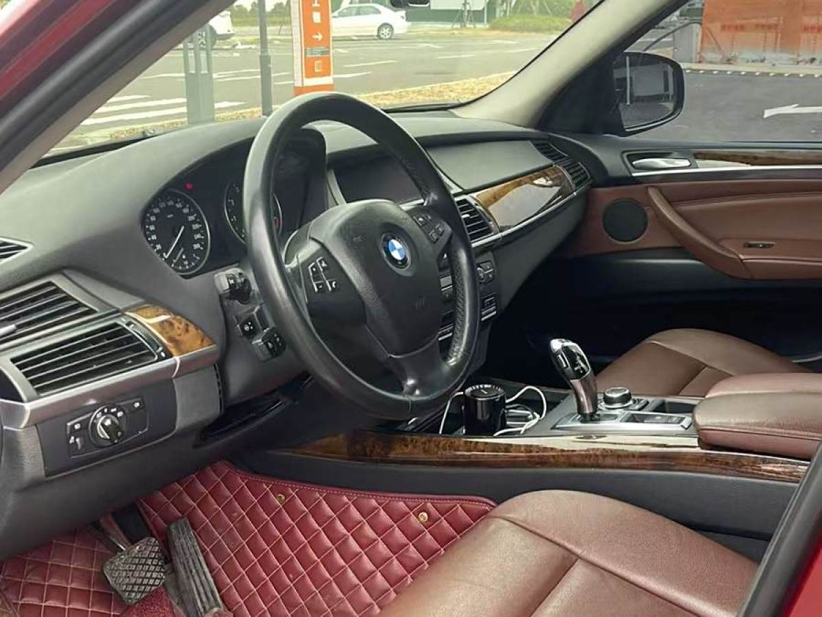 寶馬 寶馬X5  2011款 xDrive35i 領(lǐng)先型圖片