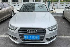 奧迪A4L 奧迪 A4L 30TFSI 手動舒適型