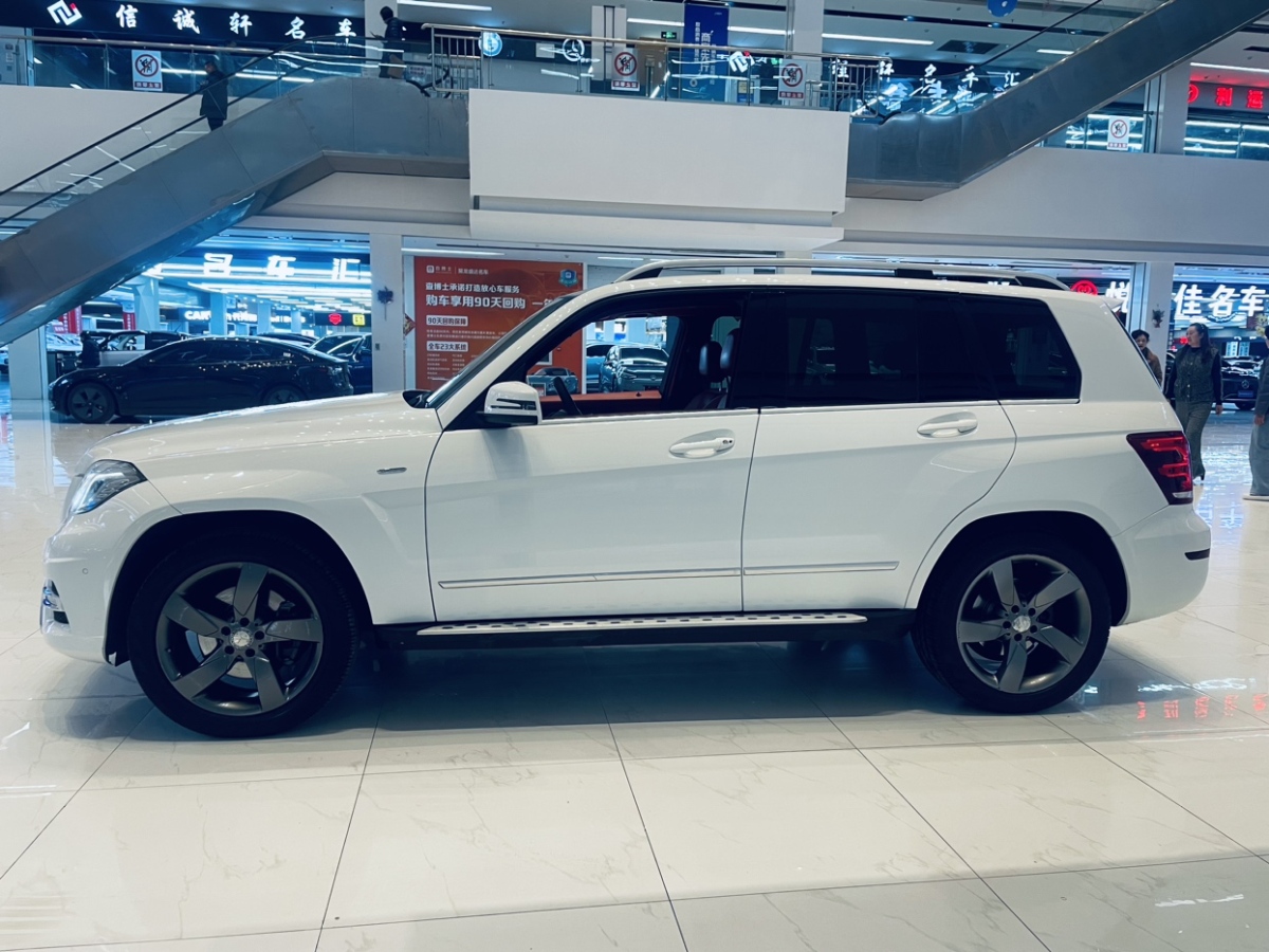 奔馳 奔馳GLK級(jí)  2015款 GLK 260 4MATIC 時(shí)尚型 極致版圖片