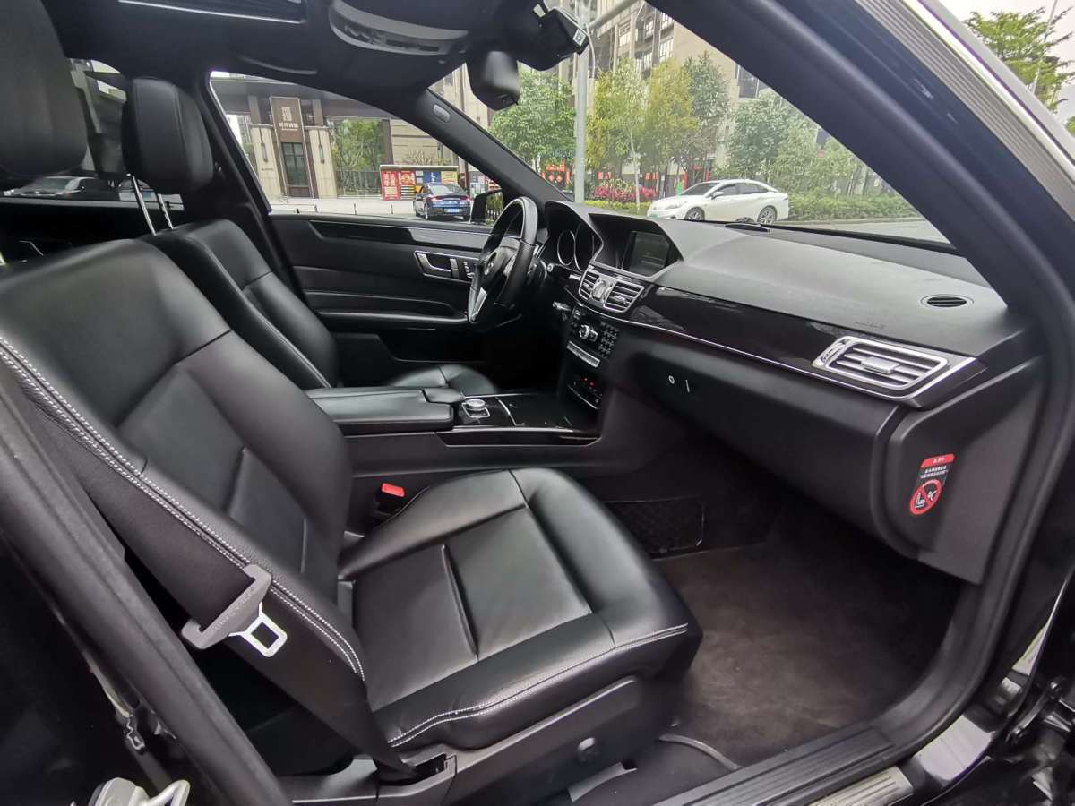 2014年06月奔驰 奔驰E级  2014款 改款 E 260 L 豪华型