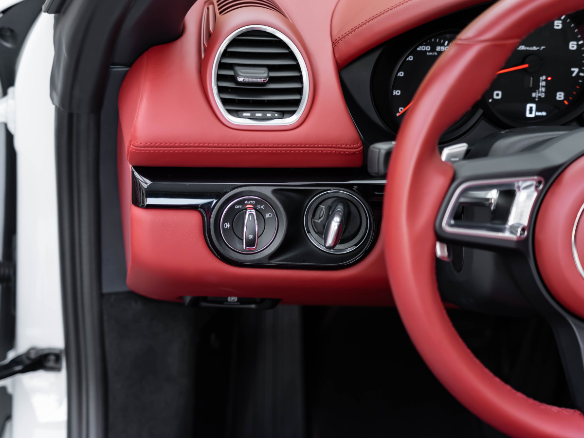 保時(shí)捷 718  2020款 Boxster 2.0T圖片
