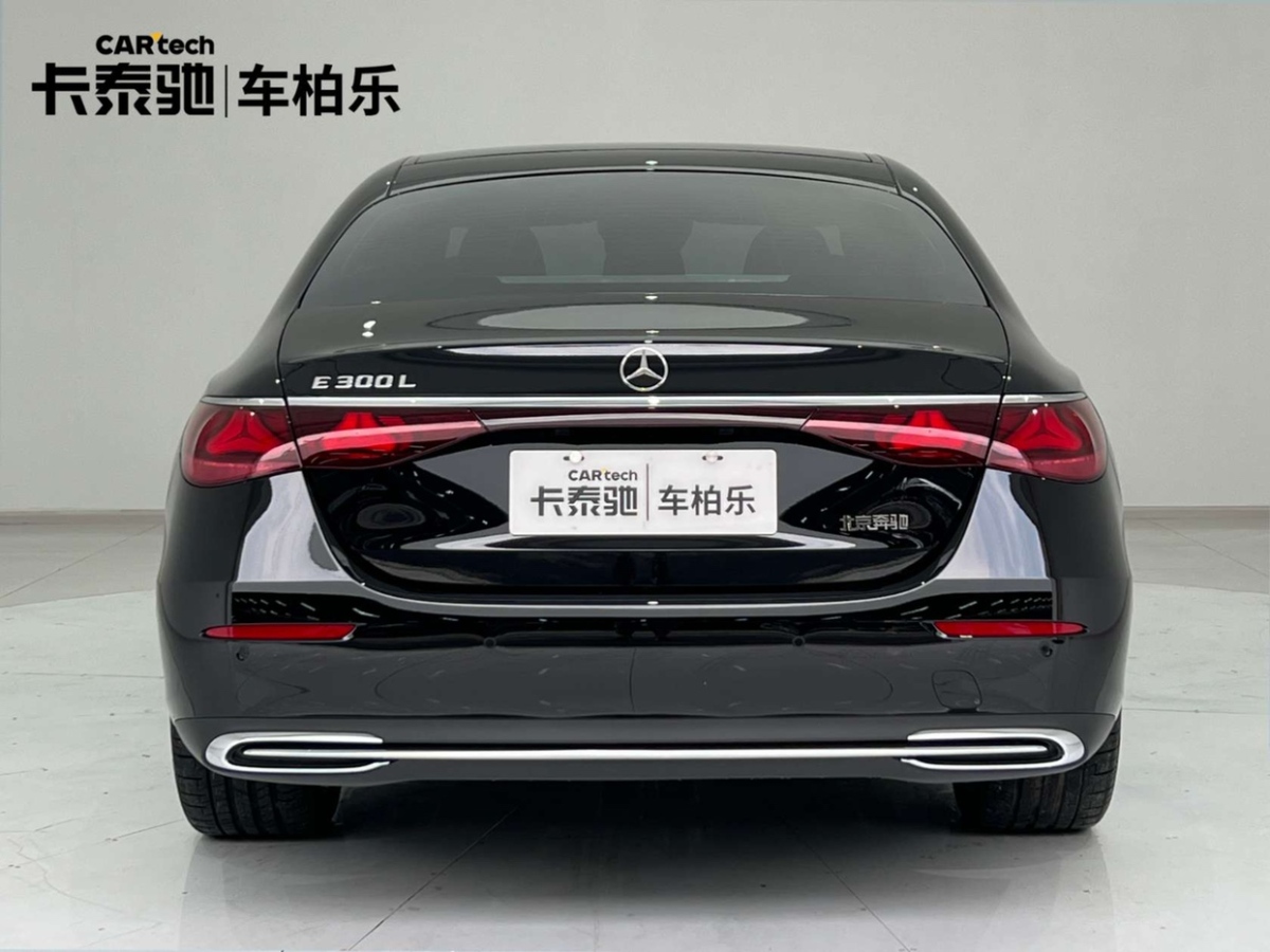 奔驰 奔驰E级  2024款 E 300 L 豪华型图片