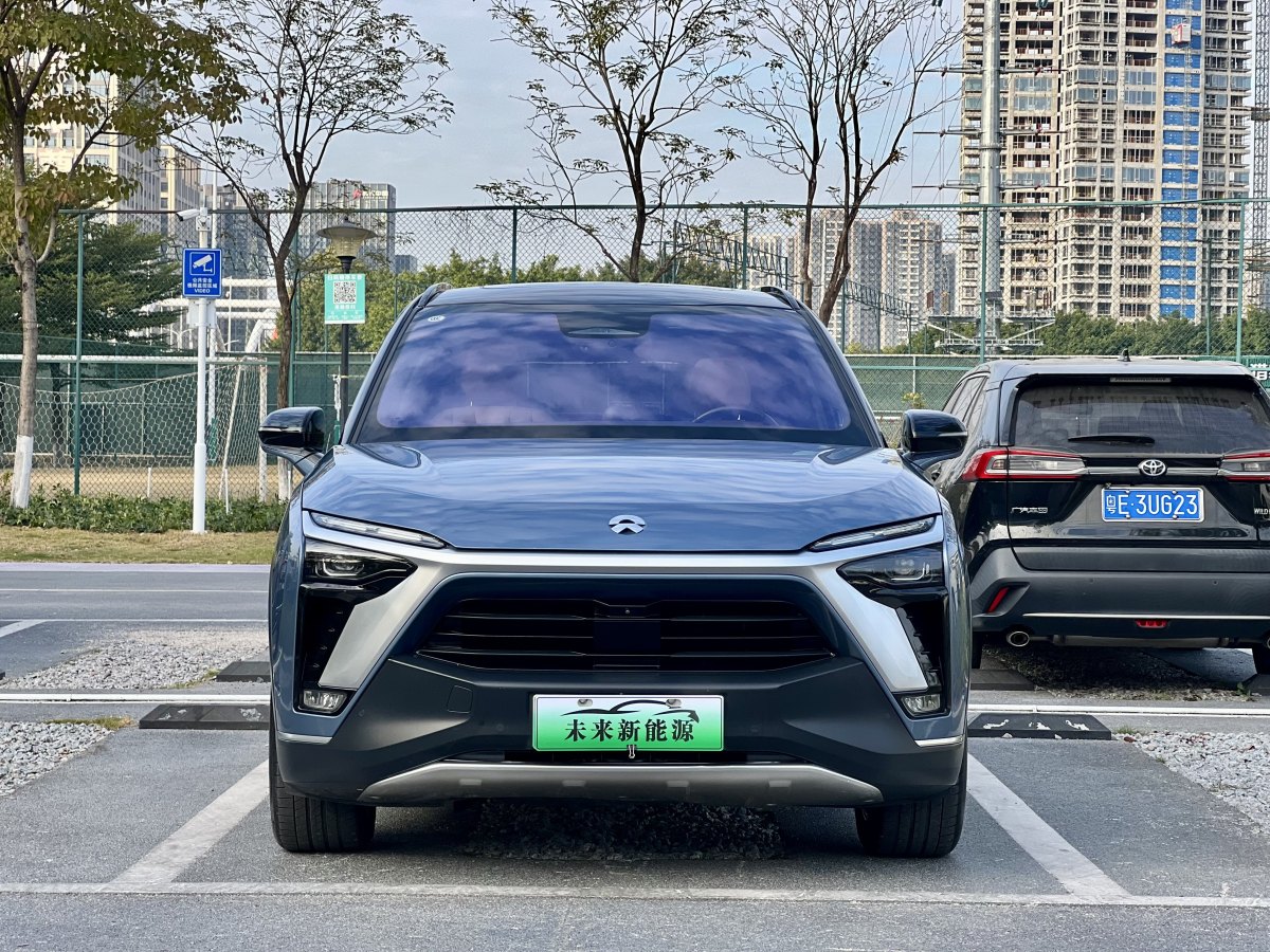 蔚來 ES8  2020款 415KM 基準(zhǔn)版 六座版圖片