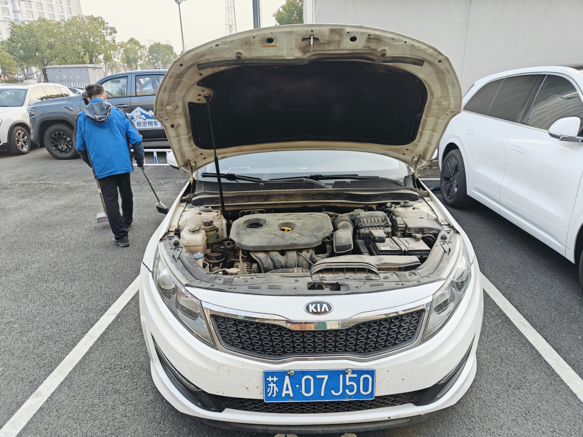 起亞 K5  2012款 2.0L 自動(dòng)DLX圖片