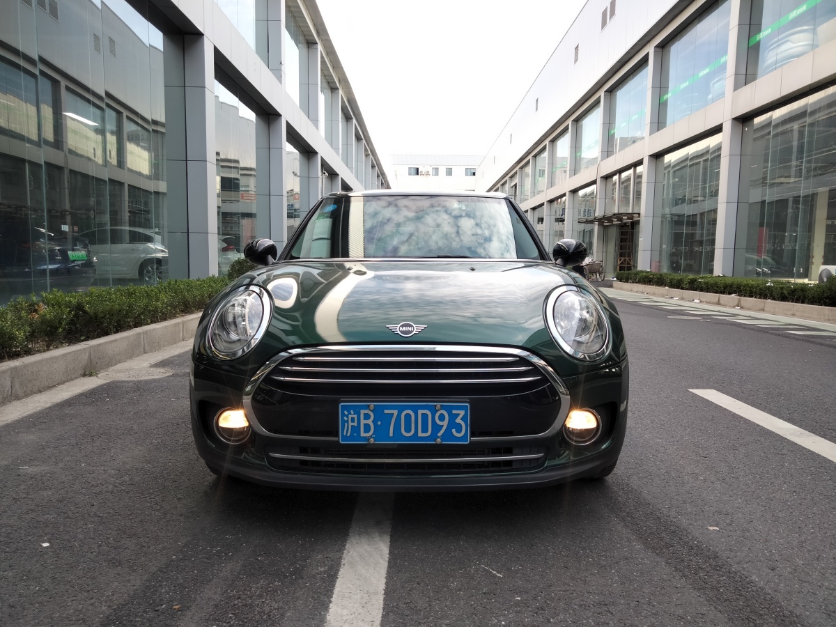 MINI CLUBMAN  2018款 1.5T COOPER 藝術(shù)家圖片