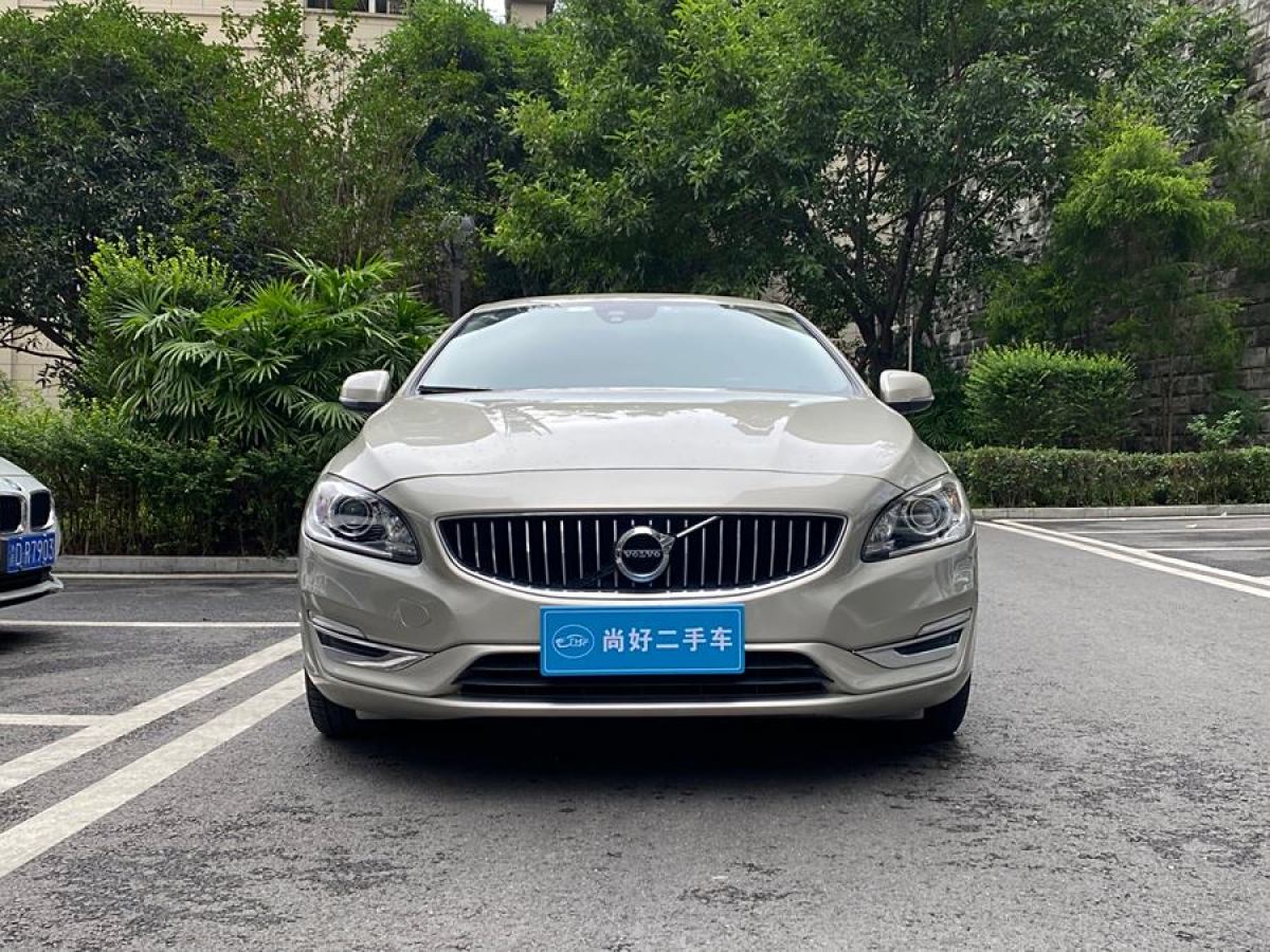 沃爾沃 S60L  2018款 T3 智進(jìn)進(jìn)取版圖片