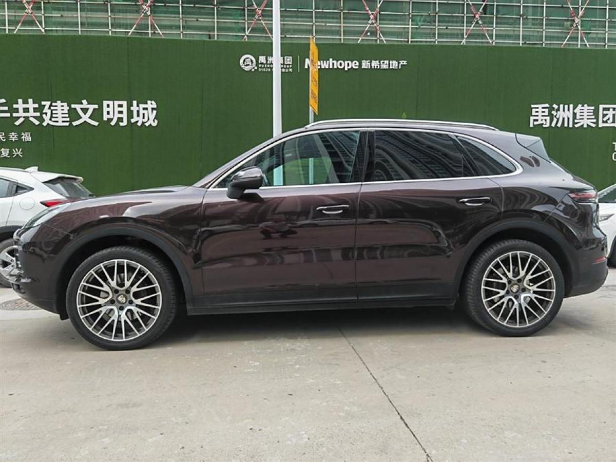 2019年3月保時(shí)捷 Cayenne  2018款 Cayenne 3.0T