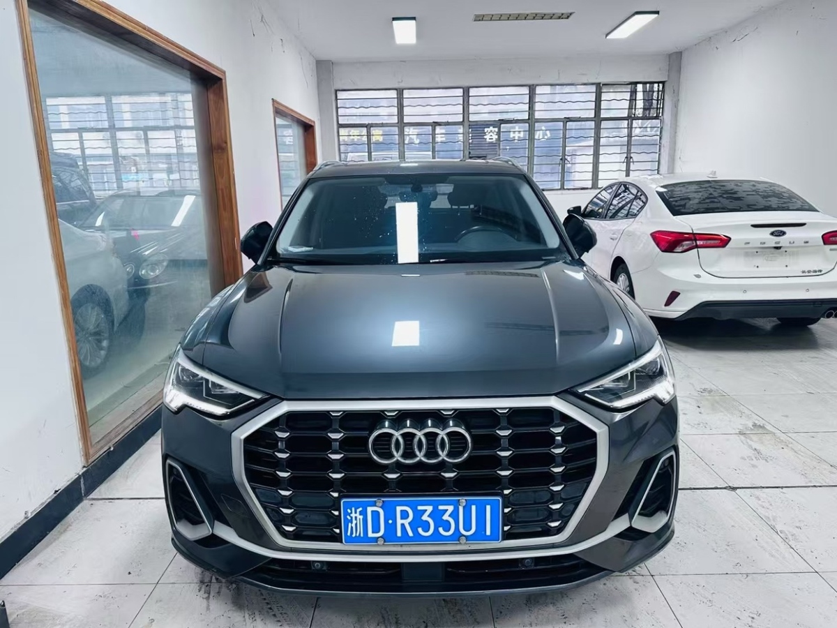 奧迪 奧迪Q3  2020款 35 TFSI 進取致雅型圖片