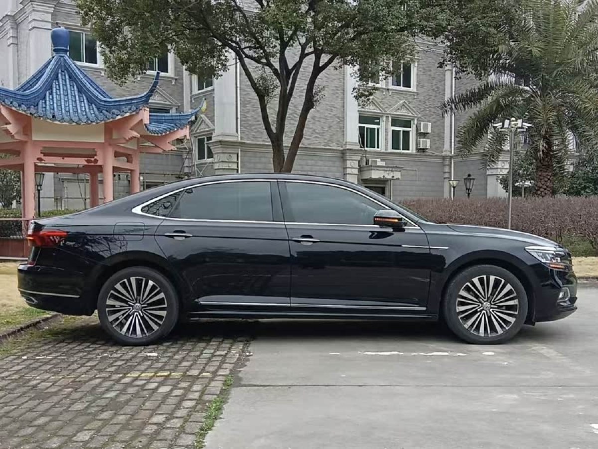 大眾 帕薩特  2020款 改款 380TSI 尊貴版 國(guó)VI圖片