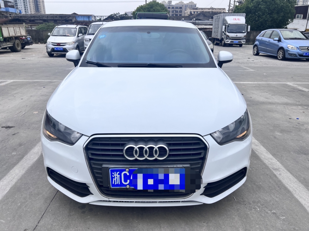 2015年3月奧迪 奧迪A1  2014款 30 TFSI 時尚型