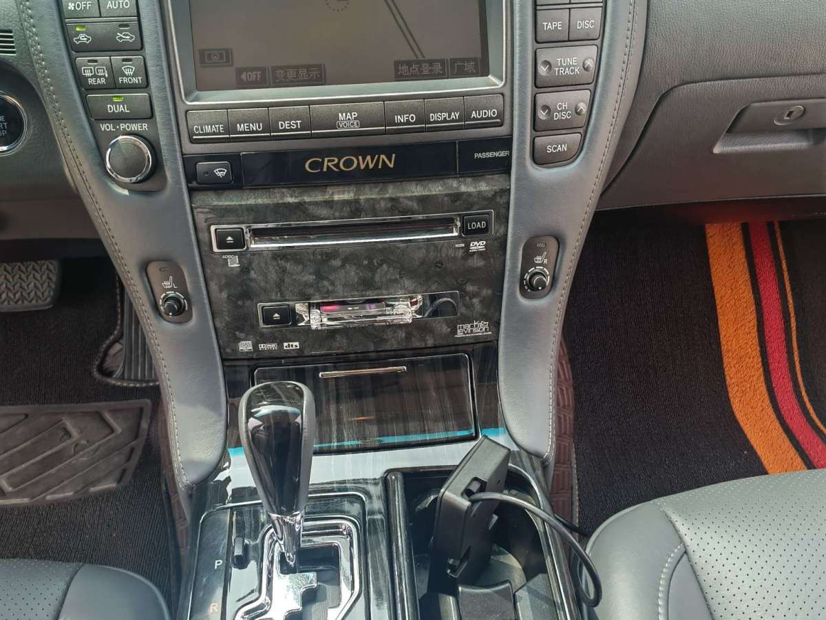 豐田 皇冠  2005款 3.0L Royal Saloon G VIP圖片