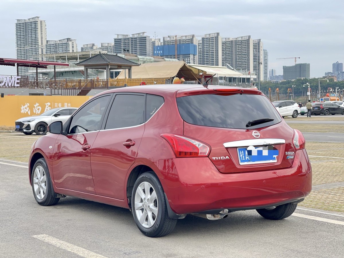 日產(chǎn) 騏達(dá)  2014款 1.6L CVT酷咖版圖片