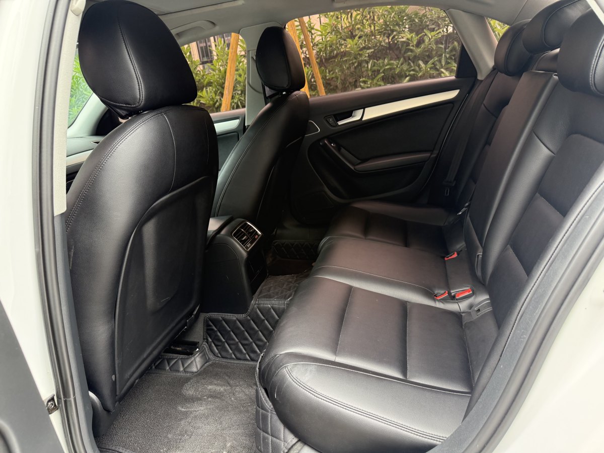 奧迪 奧迪A4L  2015款 35 TFSI 自動舒適型圖片