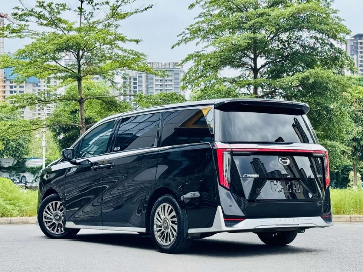 廣汽傳祺 M8  2024款 宗師系列 400T 至尊版圖片