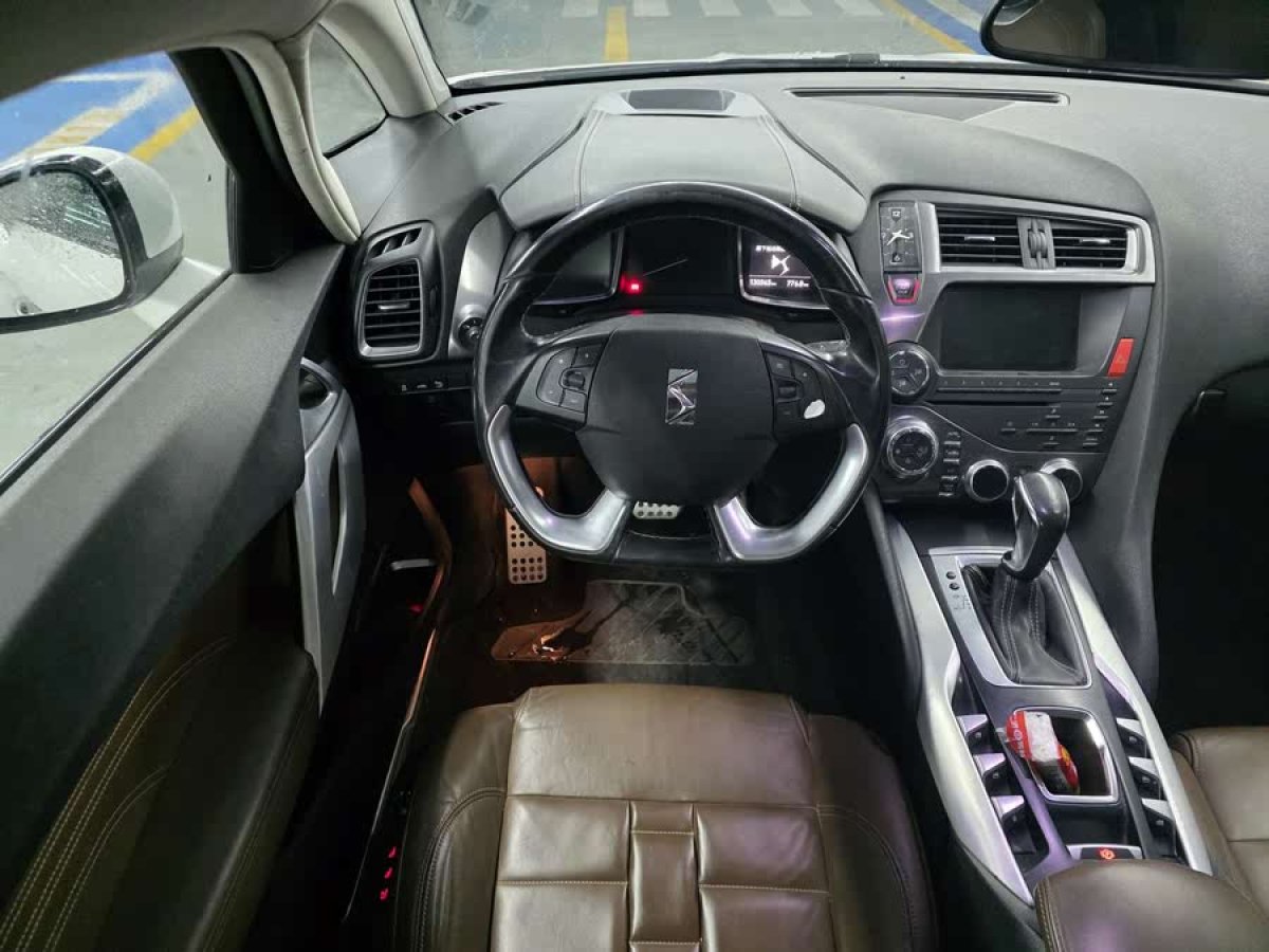 DS DS 5  2014款 1.6T 尊享版THP200圖片