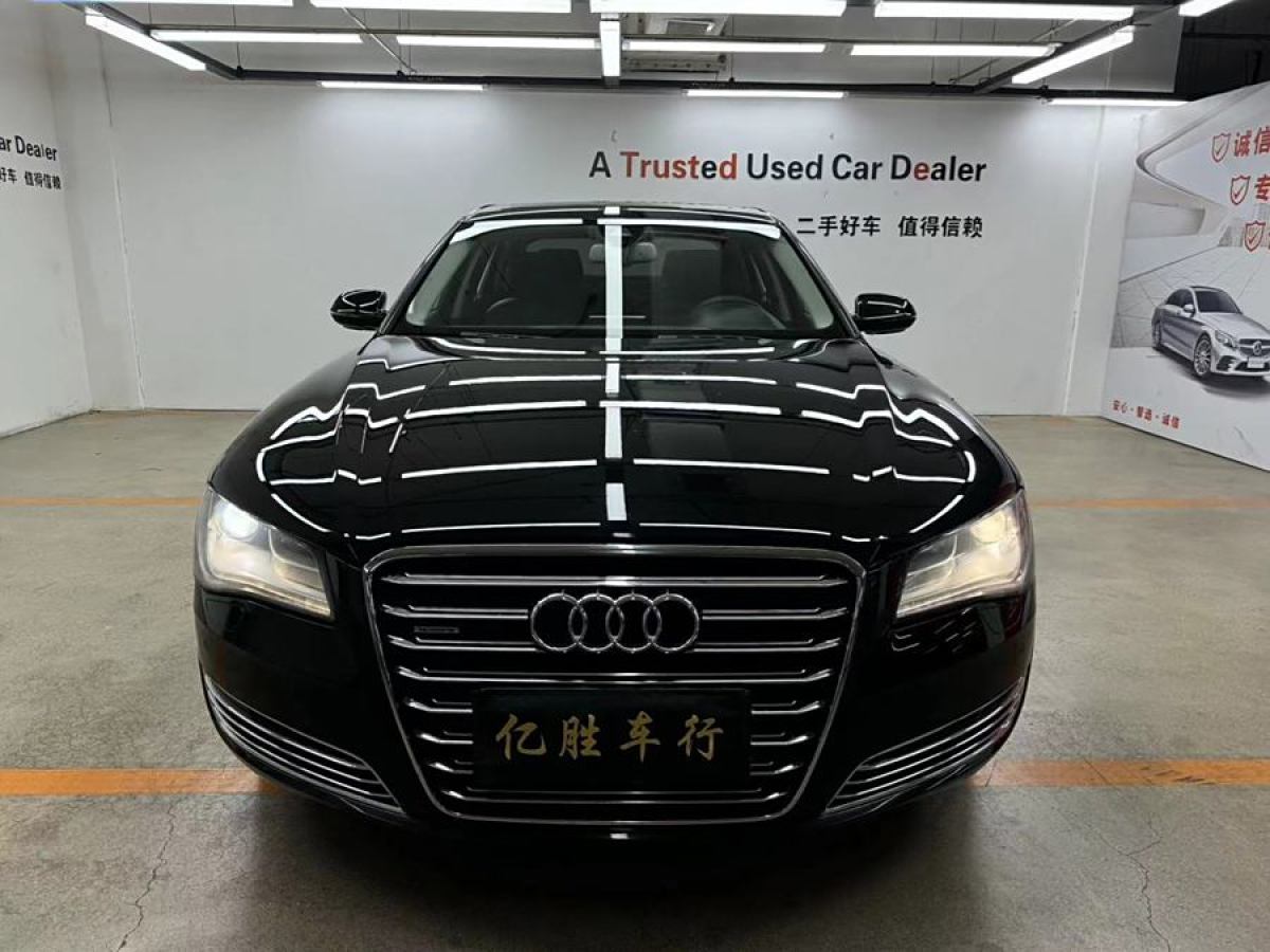 2014年2月奧迪 奧迪A8  2013款 A8L 45 TFSI quattro豪華型