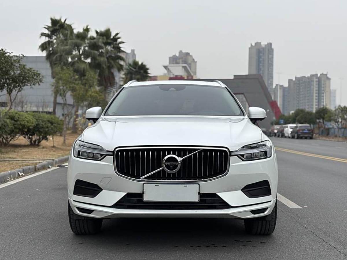 沃爾沃 XC60  2019款  T5 四驅(qū)智遠(yuǎn)版 國(guó)VI圖片