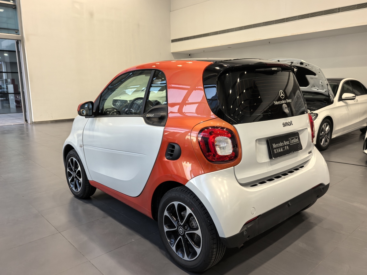 smart fortwo  2015款 1.0L 52千瓦硬頂激情版圖片