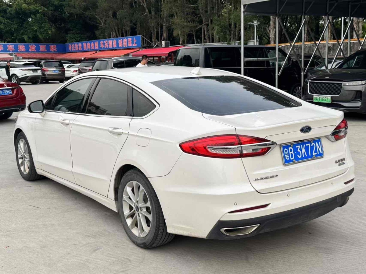 福特 蒙迪歐  2020款 EcoBoost 180 時(shí)尚型圖片