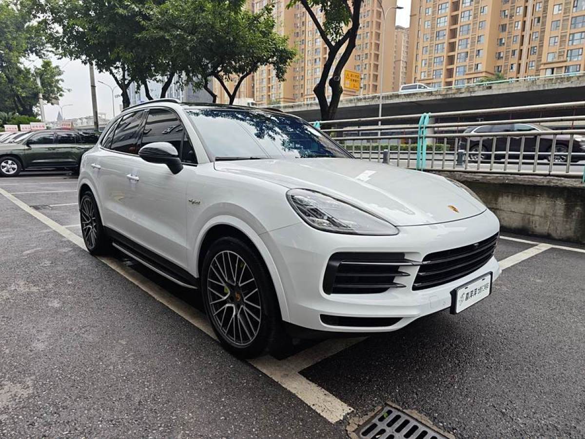 2023年1月保時捷 Cayenne新能源  2023款 Cayenne E-Hybrid 2.0T 鉑金版