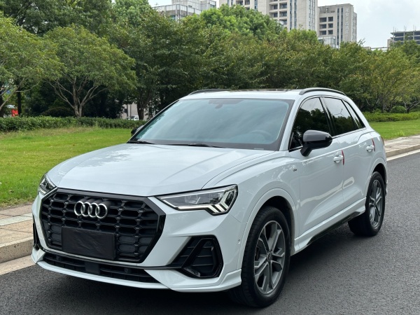 奥迪 奥迪Q3  2021款 35 TFSI 时尚动感型